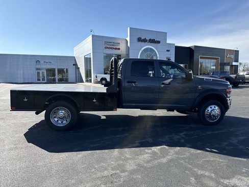 New 2026 RAM 4500 Tradesman image 14