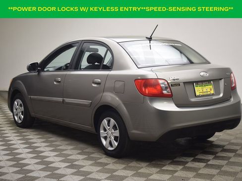 Used 2010 Kia Rio LX w/ Value Pkg image 4