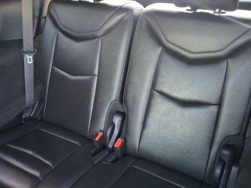 Used 2020 Cadillac XT6 Premium Luxury image 17