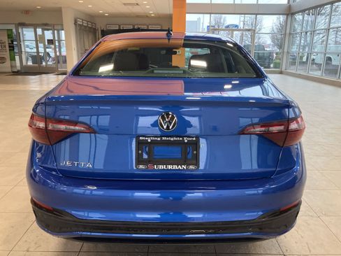 Used 2024 Volkswagen Jetta S image 6