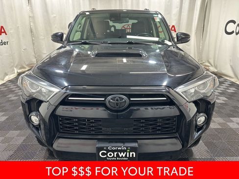 Used 2020 Toyota 4Runner Venture w/ Moonroof Package image 2