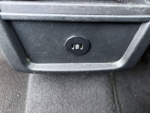 Used 2024 Ford Edge SEL AWD/4WD image 25