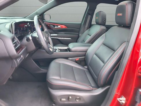 Used 2024 Chevrolet Traverse Z71 w/ Enhanced Driving Package image 15