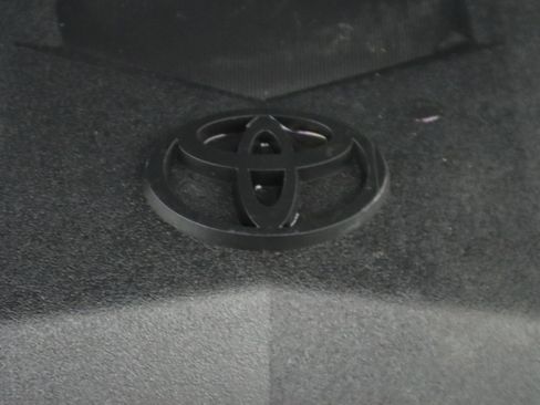 Used 2014 Toyota FJ Cruiser 4WD w/ Upgrade Package image 48