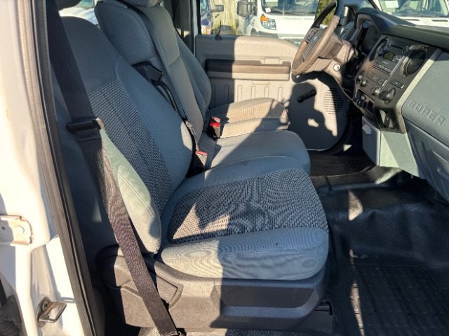 Used 2016 Ford F250 XL w/ XL Appearance Package AWD/4WD image 12