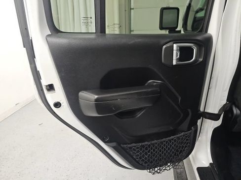 Used 2020 Jeep Wrangler Unlimited Sport S AWD/4WD image 26