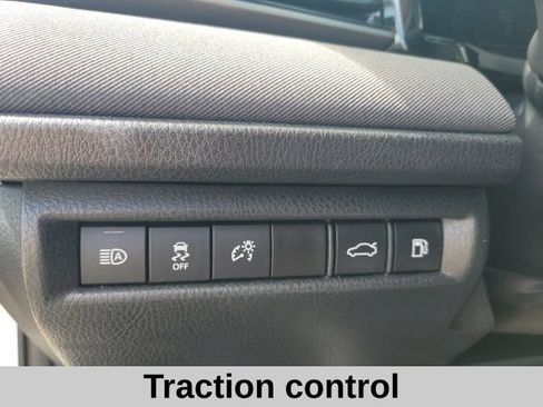 Used 2025 Toyota Camry LE FWD image 6