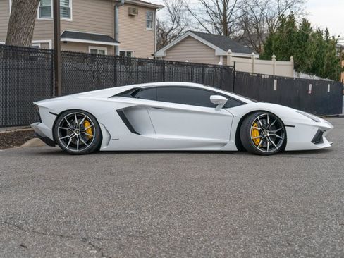 Used 2017 Lamborghini Aventador LP 700-4 AWD/4WD image 13