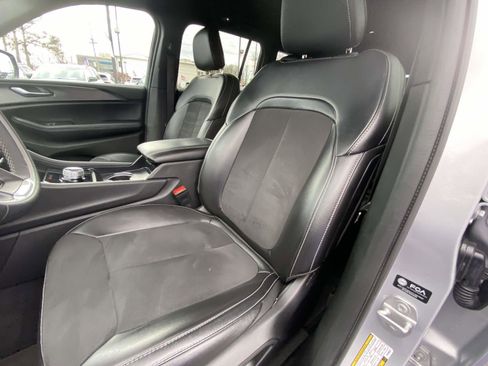 Certified 2024 Jeep Grand Cherokee Altitude image 14