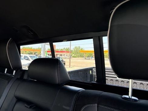 New 2026 RAM 2500 Laramie w/ Night Edition AWD/4WD image 18