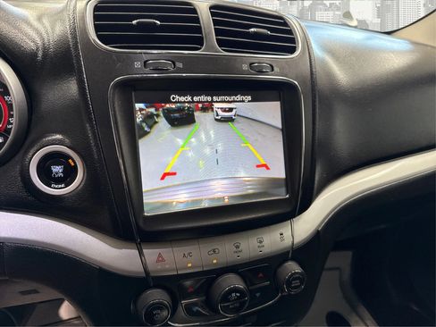 Used 2016 Dodge Journey R/T w/ Driver Convenience Group image 18