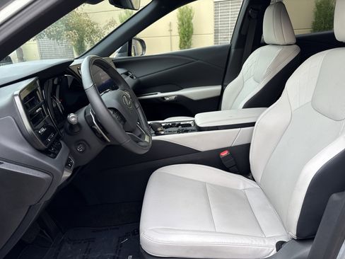 Used 2023 Lexus RX 350 Premium w/ Accessory Package image 16