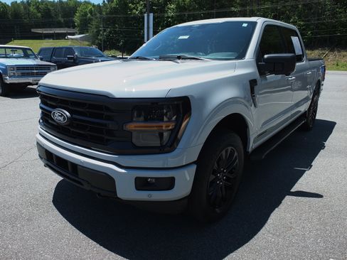 Used 2024 Ford F150 XLT w/ Equipment Group 303A High AWD/4WD image 7