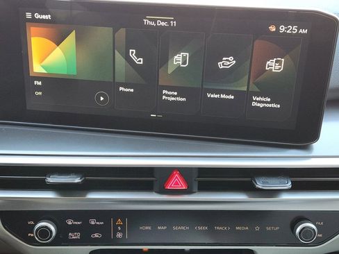 New 2026 Kia Sorento S image 13