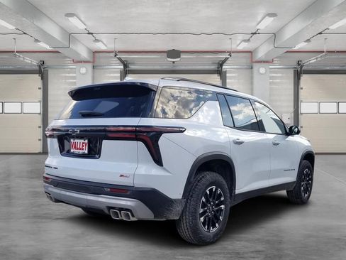 New 2026 Chevrolet Traverse Z71 w/ Enhanced Driving Package image 7