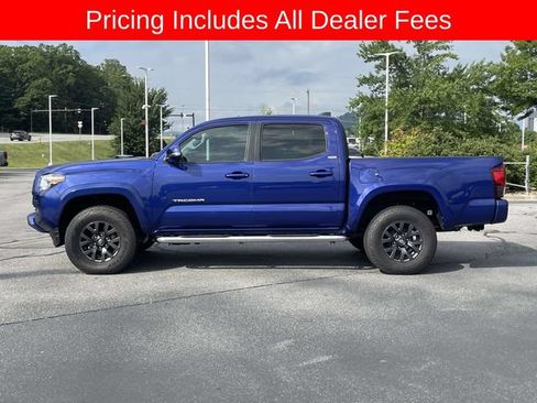 Used 2023 Toyota Tacoma SR5 w/ Technology Package AWD/4WD image 2
