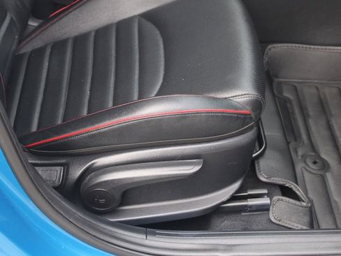 Used 2022 Kia Forte GT image 20