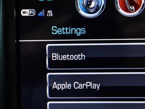 Used 2020 Chevrolet Suburban Premier image 12