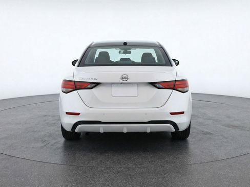 Used 2025 Nissan Sentra SV FWD image 7