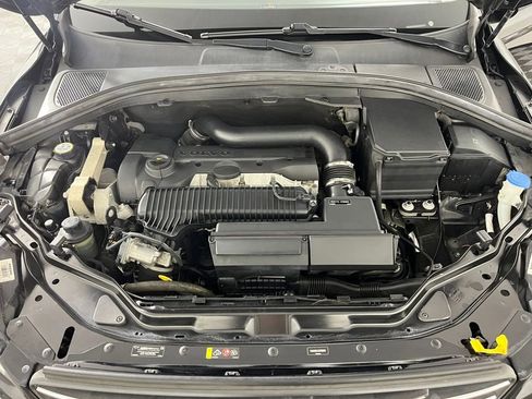 Used 2016 Volvo XC60 T5 Premier image 20