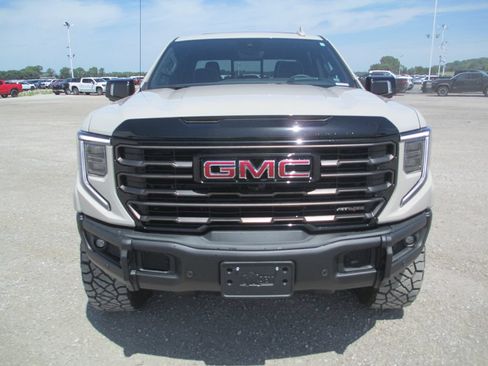 New 2026 GMC Sierra 1500 AT4X AWD/4WD image 11