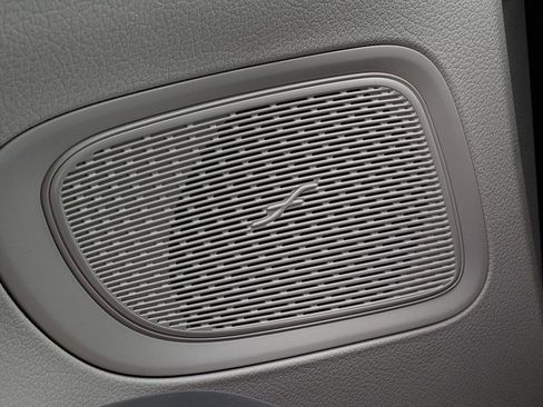 Used 2022 Mercedes-Benz C 300 4MATIC Sedan image 20