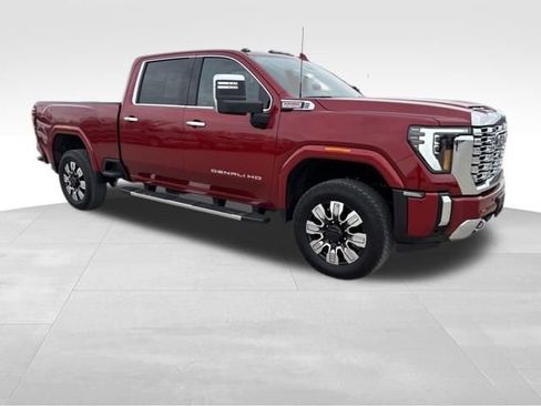 Used 2024 GMC Sierra 3500 Denali w/ Technology Package image 7