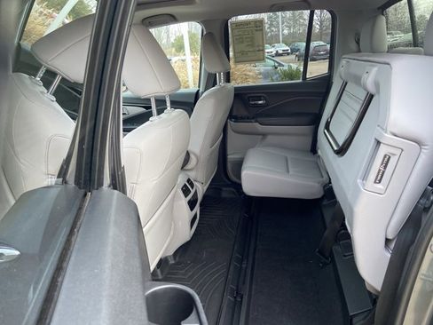 Used 2018 Honda Ridgeline RTL-E image 48
