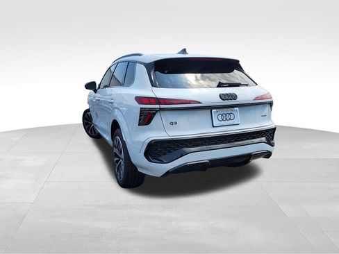 New 2026 Audi Q3 quattro 2.0T AWD/4WD image 4