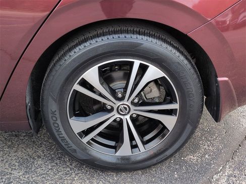 Used 2020 Nissan Sentra SV image 21