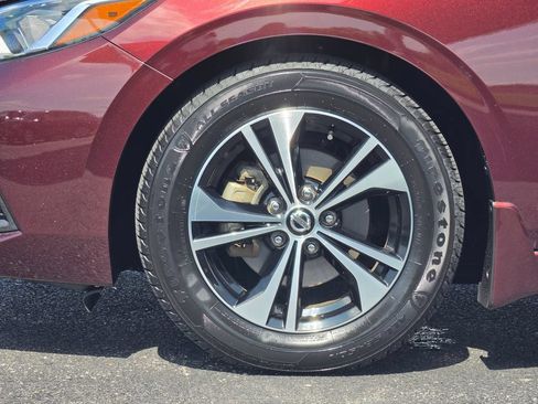 Used 2022 Nissan Sentra SV FWD image 9