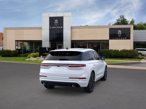 New 2024 Lincoln Corsair Grand Touring w/ Equipment Group 301A AWD/4WD image 8