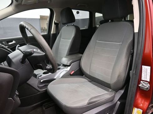 Used 2014 Ford Escape SE image 18