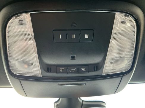 Used 2022 Dodge Durango GT image 25