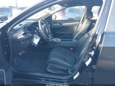 Used 2021 Honda Civic Sport image 12