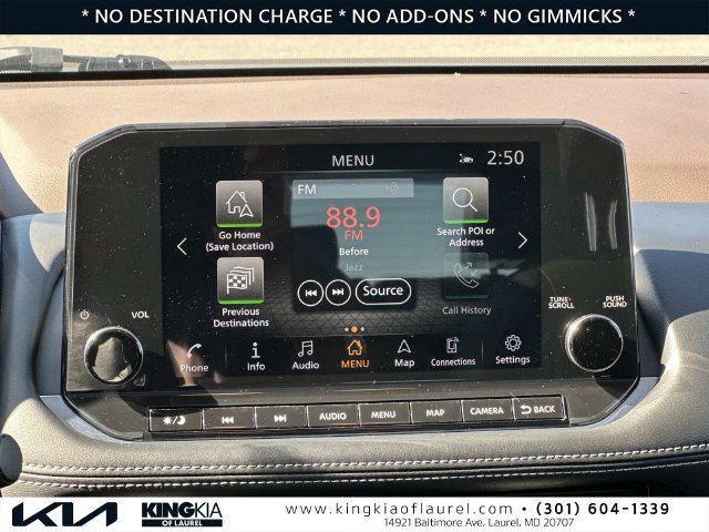 Used 2021 Nissan Rogue Platinum AWD/4WD image 3