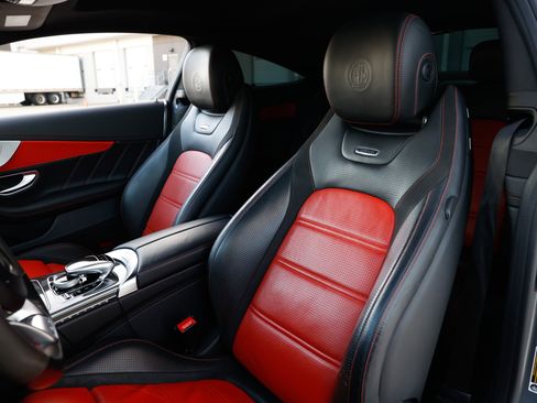 Used 2017 Mercedes-Benz C 63 AMG S image 9