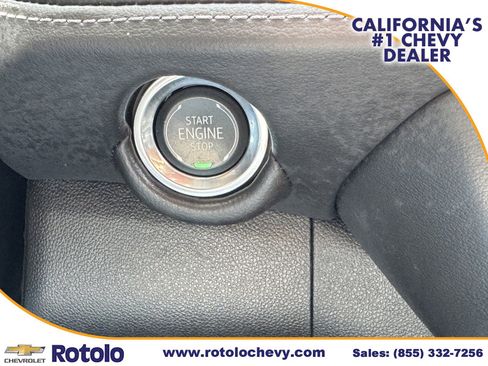 Used 2025 Chevrolet Suburban Z71 AWD/4WD image 25