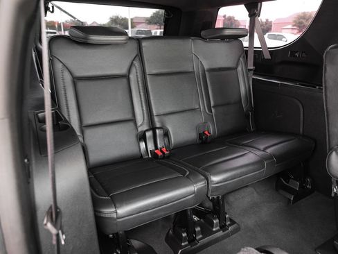 Used 2021 GMC Yukon XL Denali w/ Denali Premium Package RWD image 46