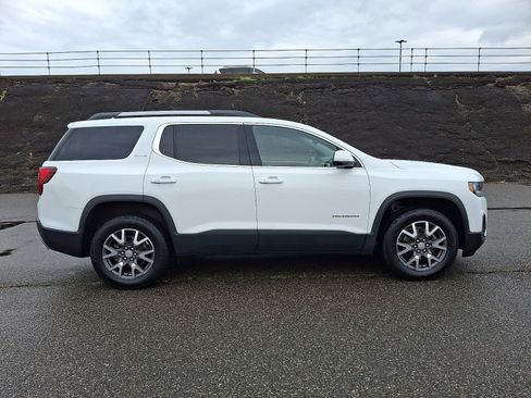 Used 2023 GMC Acadia SLE w/ Driver Convenience Package FWD image 7