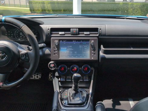 Used 2024 Toyota GR86 Premium RWD image 28