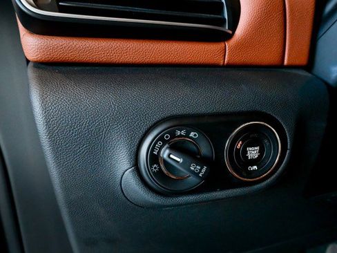 Used 2022 Maserati Levante GT image 40