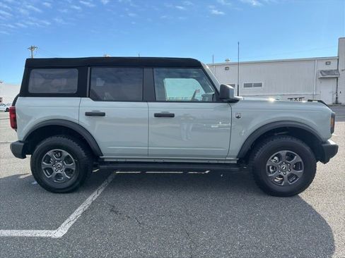 Used 2024 Ford Bronco Big Bend image 10