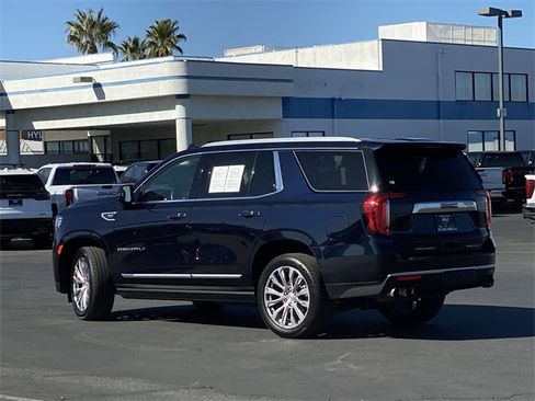 Used 2023 GMC Yukon Denali image 7