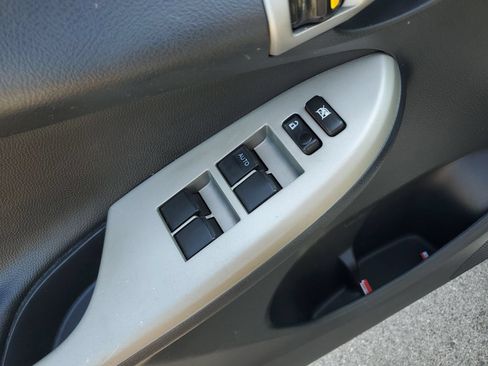 Used 2012 Toyota Corolla S FWD image 21