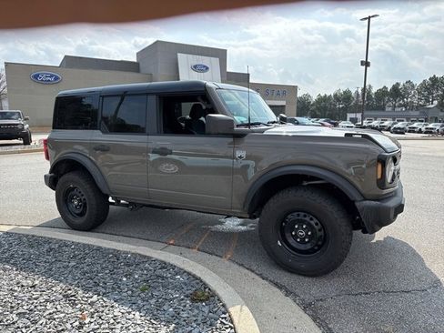 New 2026 Ford Bronco Big Bend image 1