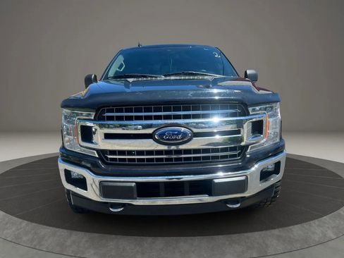 Used 2019 Ford F150 XLT w/ Equipment Group 302A Luxury AWD/4WD image 2