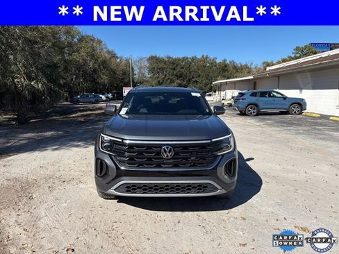 Used 2025 Volkswagen Atlas Cross Sport SE image 14
