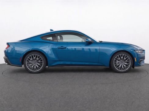 Used 2026 Ford Mustang Premium RWD image 8