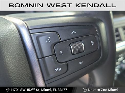 Used 2023 GMC Yukon XL SLT image 19